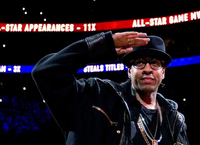 半场战报：克雷莫内塞0-0莱切（半场战况：克雷莫内塞与莱切0-0互交白卷）