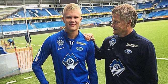 普利希奇：魔笛确实送了手机；看年轻队友表演会让我尬穿地心（普利希奇：魔笛真给我送了手机；看年轻队友表演让我尴尬到地心）