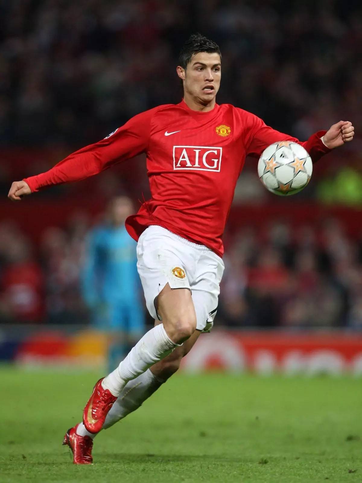 记者：阿隆索昨天没公布名单是在等姆巴佩，强行出战会恶化伤情（记者：阿隆索昨未公布大名单因等待姆巴佩，冒险出战或加重伤情）