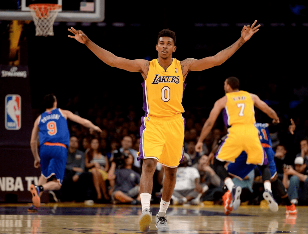 意媒：尤文两位防线伤员凯利和卡瓦尔有望在国际比赛日后复出（意媒：尤文后防二将凯利、卡瓦尔有望在国际比赛日后复出）