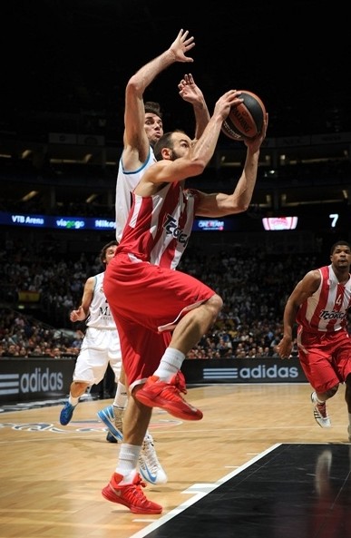 日职联战报：莫赖斯破门，远藤溪太扳平，FC东京1-1新潟天鹅（J1联赛战报：莫赖斯先开纪录，远藤溪太追平，FC东京与新潟天鹅1-1握手言和）