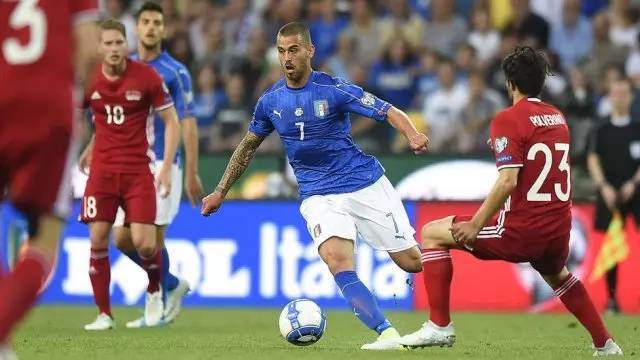 让每个人在 让每个人在